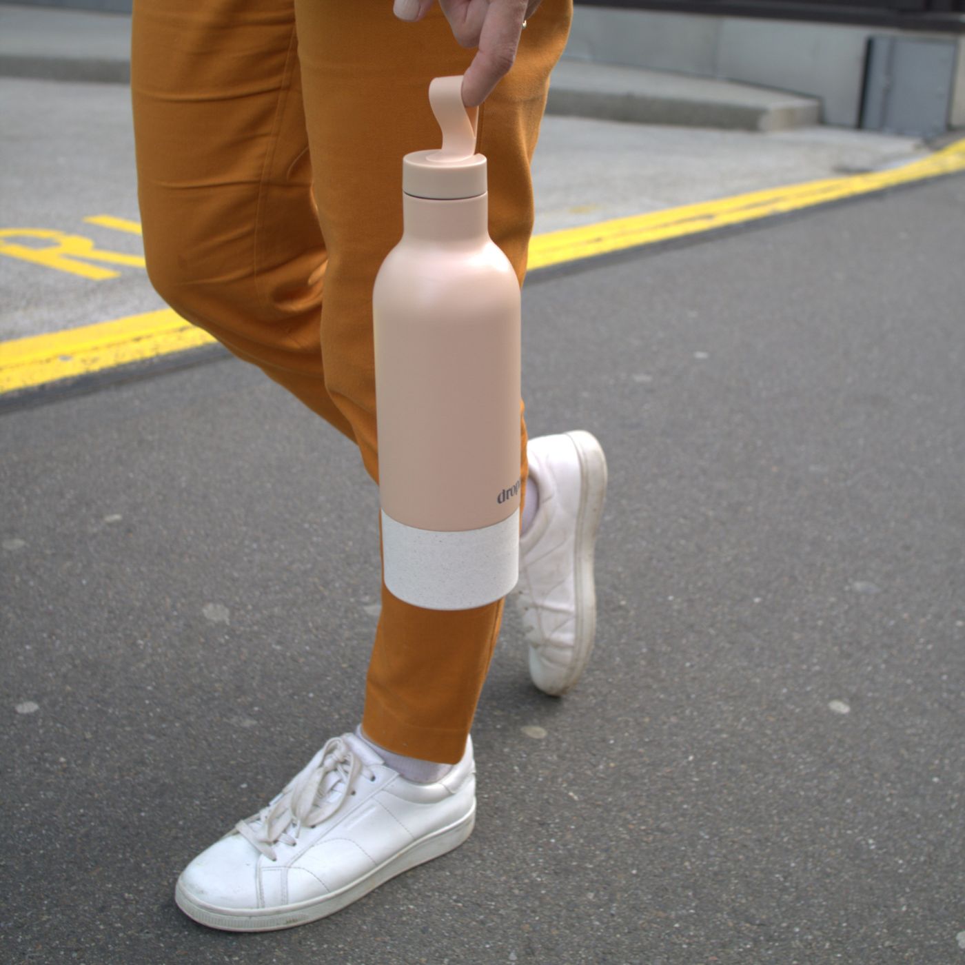 bottiglia dropz beige - 0,5 L con vano portaoggetti